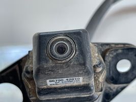 Toyota RAV 4 (XA50) Kamera cofania 