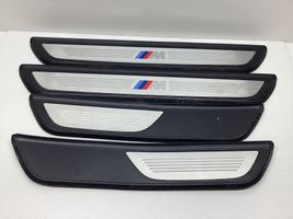 BMW 6 F06 Gran coupe Garniture de marche-pieds / jupe latérale 8053575