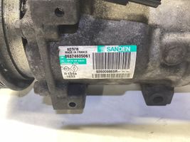 Nissan Qashqai Kompresor / Sprężarka klimatyzacji A/C 06374605061