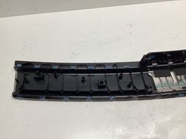 Volkswagen Touareg II Rivestimento di protezione sottoporta del bagagliaio/baule 7P0863459E