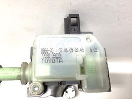 Toyota Avensis T270 Tapa sellante del depósito de combustible 7703005020