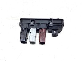 Hyundai ix35 Set di interruttori 937002S8709P