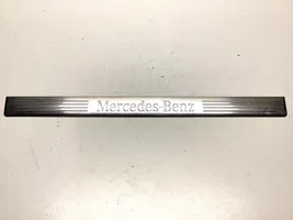 Mercedes-Benz E W212 Listwa progowa przednia A2126860936
