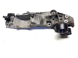 Nissan Qashqai Support de générateur / alternateur 117103585R