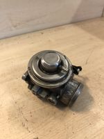 Audi A4 S4 B6 8E 8H EGR-venttiili 038131501G