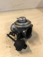 Audi A4 S4 B6 8E 8H Soupape vanne EGR 038131501G