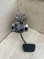 Toyota RAV 4 (XA50) Pedal de freno 8951033030