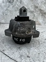 BMW 5 F10 F11 Supporto di montaggio del motore 68623513