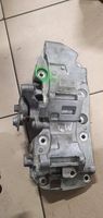 BMW 5 F10 F11 Supporto di montaggio del motore (usato) 8506863