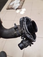 BMW X1 F48 F49 Alloggiamento termostato 8472105