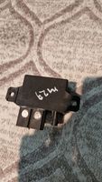 BMW 3 F30 F35 F31 Coolant fan relay 9198302