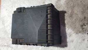 Volkswagen Eos Fuse box cover 1K0937132F