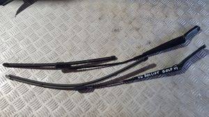 Volkswagen Eos Front wiper blade arm 