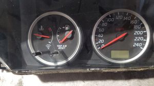 Nissan Primera Compteur de vitesse tableau de bord 