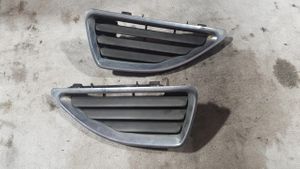 Renault Megane I Grille de calandre avant 7700428964