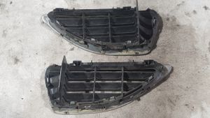 Renault Megane I Grille de calandre avant 7700428964