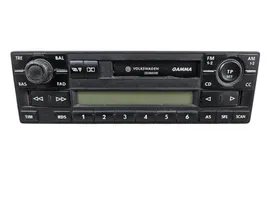 Volkswagen PASSAT B5.5 Panel / Radioodtwarzacz CD/DVD/GPS 1J0035186D