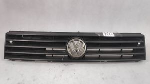Volkswagen Polo II 86C 2F Grille calandre supérieure de pare-chocs avant 867853653