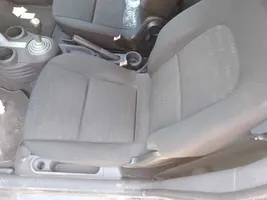 Mitsubishi Colt Fotel przedni kierowcy 