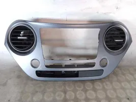 Hyundai i10 Grille d'aération centrale 84740B4000