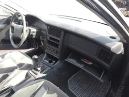 Audi 80 B1 Dashboard 