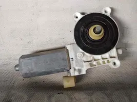 Renault Clio II Moteur de lève-vitre de porte avant 0130822020