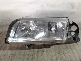 Volvo S80 Lampa przednia 8693557