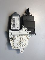 Volkswagen Touran I Moteur de lève-vitre de porte arrière 1K0959704B