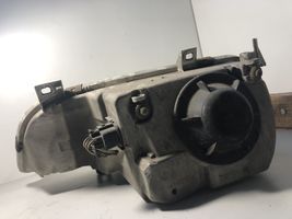 Volkswagen Sharan Lampa przednia 1305235255