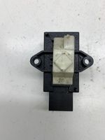 Volkswagen Phaeton Seat heating relay 7L0959772