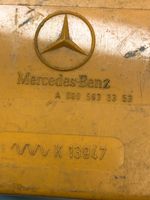 Mercedes-Benz E W124 Cartel de señalización de peligro A0005833353