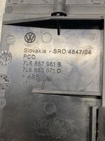 Volkswagen Touareg I Tuhkakuppi (edessä) 7L6857961B