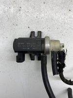 Audi A4 S4 B5 8D Solenoidinis vožtuvas 8D0906627B