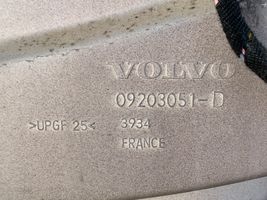 Volvo V70 Couvercle de coffre 09203051D