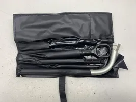 Audi A4 S4 B9 Tool set 