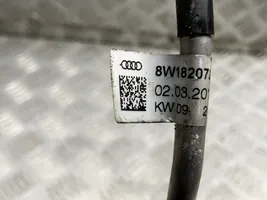 Audi A4 S4 B9 Wąż / Przewód klimatyzacji A/C 8W1820720F