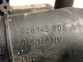 Audi A4 S4 B5 8D Välijäähdyttimen jäähdytin 058145805A