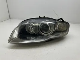 Audi A4 S4 B7 8E 8H Lampa przednia 8E0941003BM