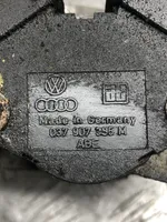 Audi 80 90 S2 B4 Zawór przepustnicy 037907385M