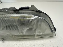 Volvo S70  V70  V70 XC Lampa przednia 