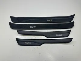 BMW 3 E90 E91 Zestaw listew progowych (wewnętrznych) 51477060280