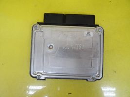 Volkswagen Golf VI Sterownik / Moduł ECU 03C906016