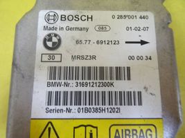 BMW 3 E46 Gaisa spilvenu vadības bloks 0285001440