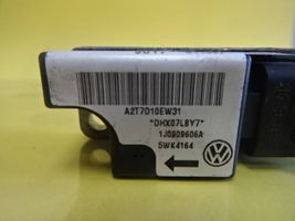 Volkswagen Golf III Sensore d’urto/d'impatto apertura airbag 1J0909606A