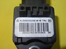 Mercedes-Benz A W169 Sensore d’urto/d'impatto apertura airbag A1698202226