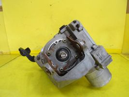 Renault Megane II Power steering pump 8200246631B