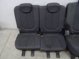 KIA Carens II Set sedili 