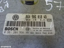 Volkswagen New Beetle Centralina/modulo del motore 06A906018AD