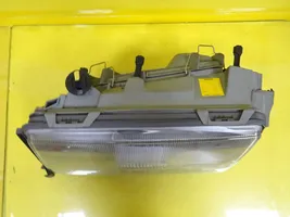 Mercedes-Benz E W124 Lampa przednia 0301073309