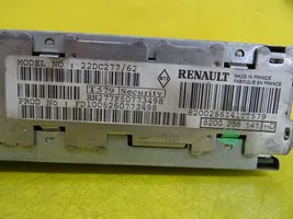 Renault Megane II Panel / Radioodtwarzacz CD/DVD/GPS 8200256141